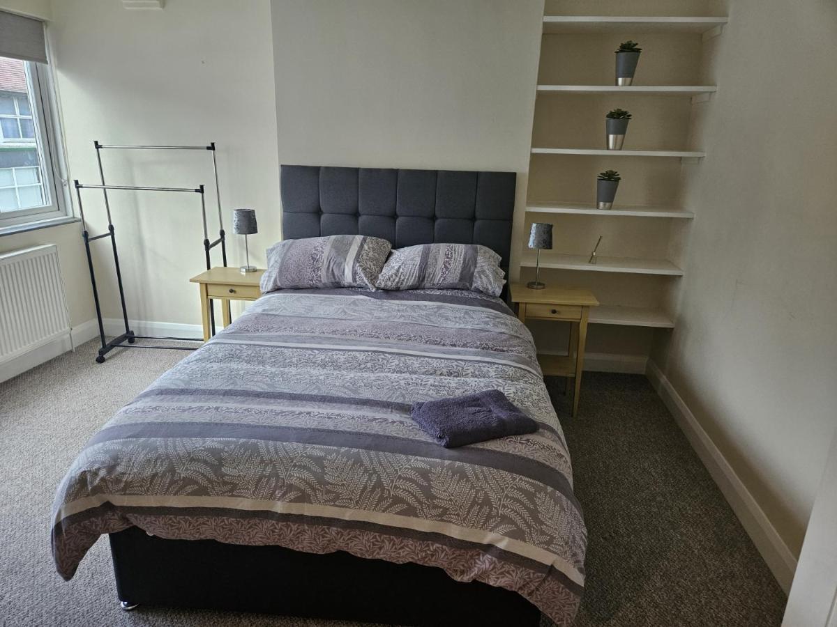 Leigh-On-Sea Retreat - 2 Bedroom Apartment Buitenkant foto