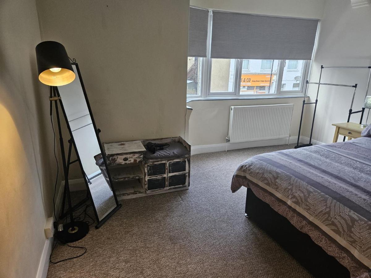 Leigh-On-Sea Retreat - 2 Bedroom Apartment Buitenkant foto